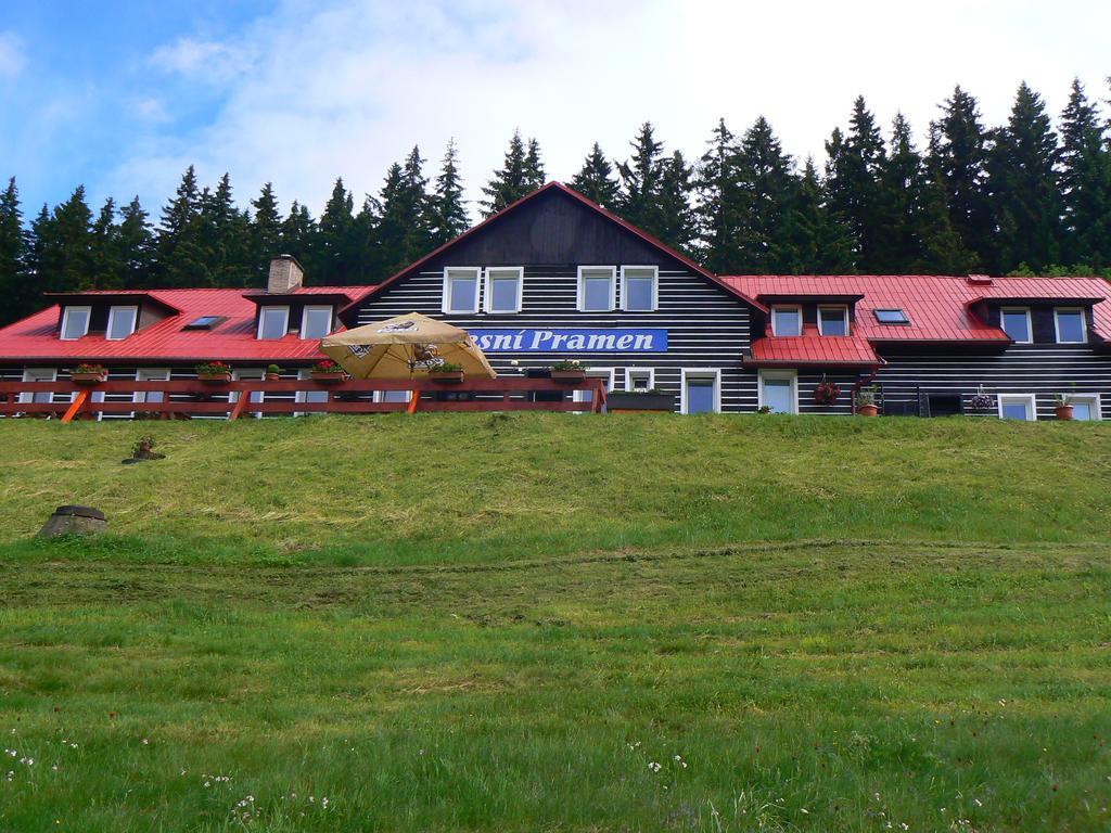 Penzion Lesni Pramen Pec pod Sněžkou Exteriér fotografie